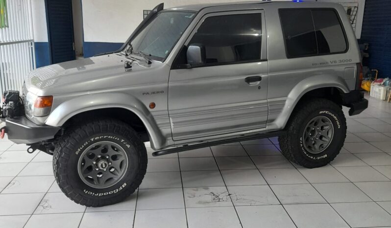 PAJERO GLS 3.0 2P  V6 GASOLINA AUTOMATICA 4X4 R$ 49.990,00 full