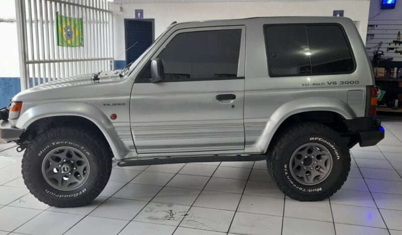 PAJERO GLS 3.0 2P  V6 GASOLINA AUTOMATICA 4X4 R$ 49.990,00 full